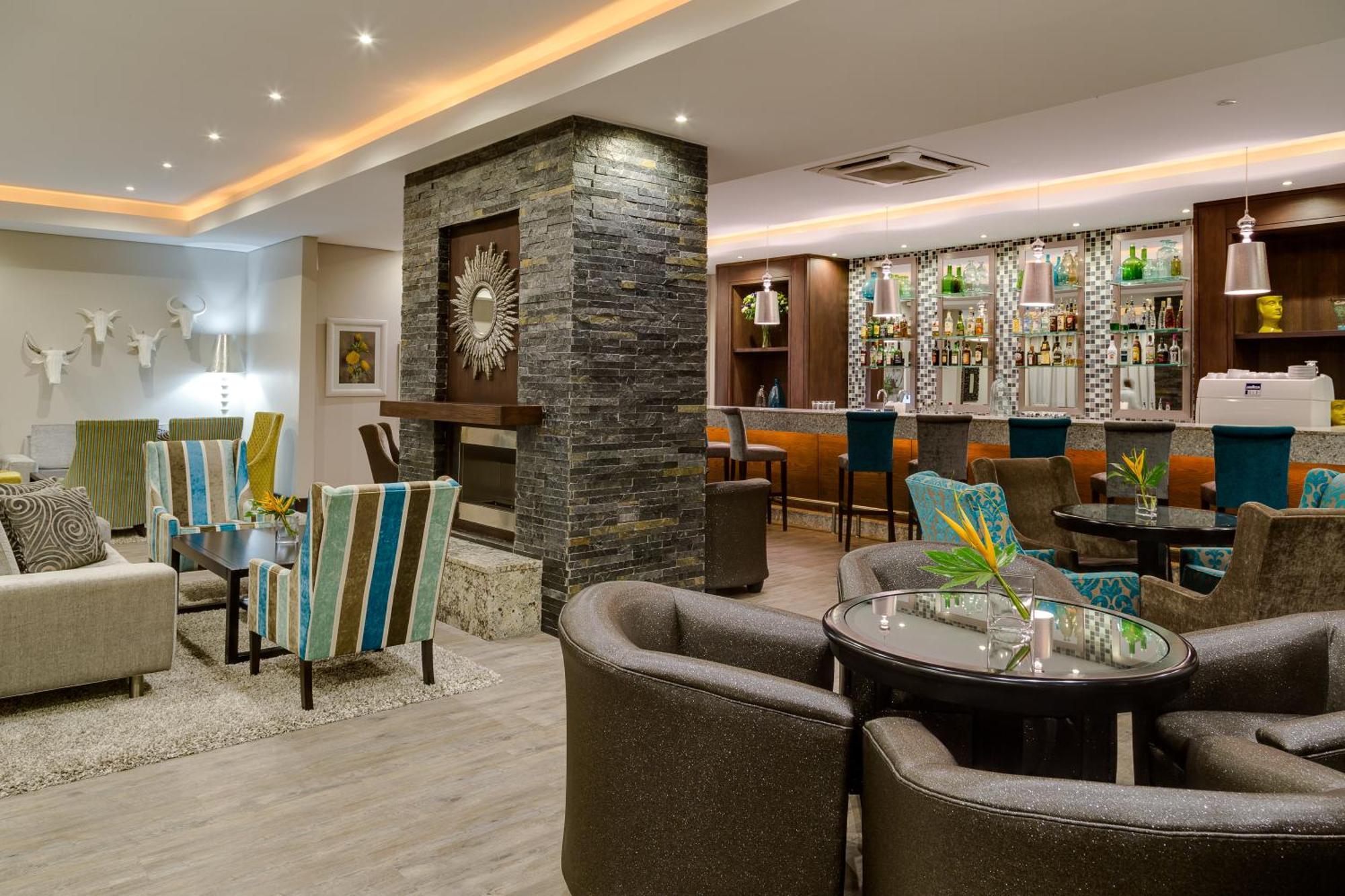 Anew Hotel Capital Pretoria Exterior photo